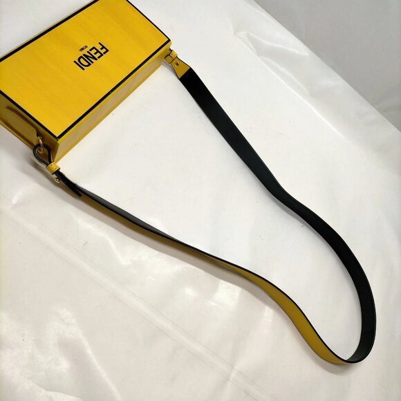 Fendi Shoulder Bag Yellow Leather mon-995-091725 - Picture 7 of 16
